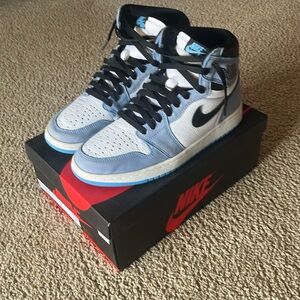 Jordan 1 university blues sz 9